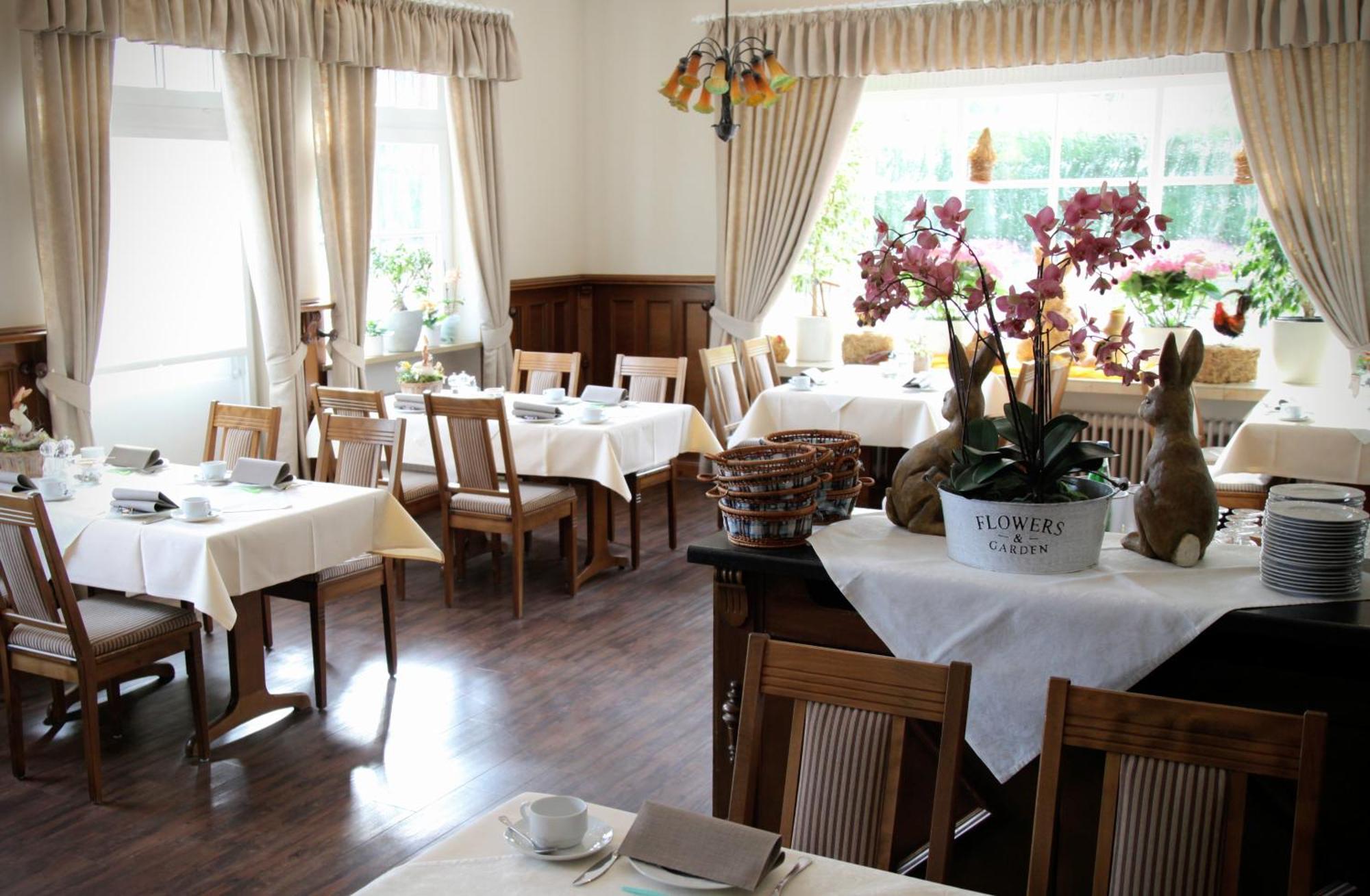 Hotel Garni Landgasthof Luechau Mussen  Bagian luar foto